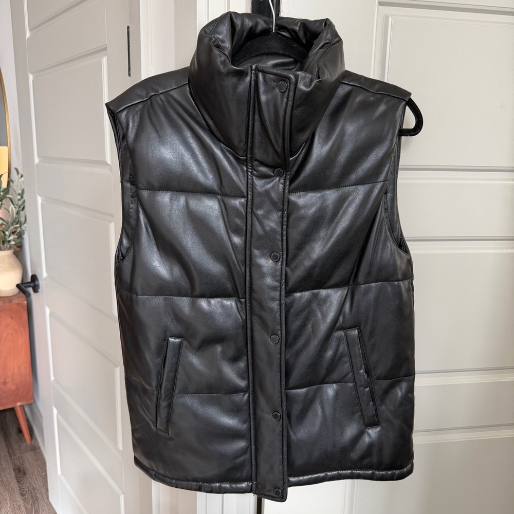 Abercrombie & Fitch Vegan Leather Puffer Vest
